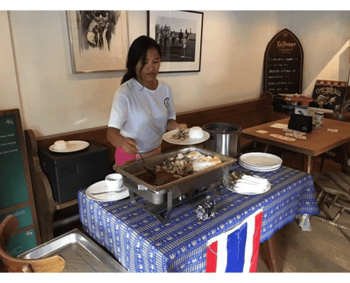 Pornshita catert in cafe Pornshita catert in cafe