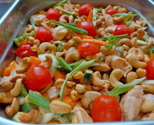 Phad Med Mamuang Kip met cashewnoten scaled